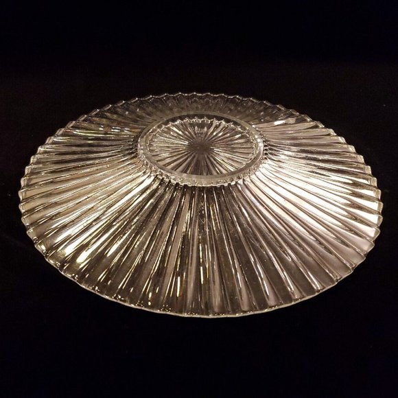 Beautiful Contemporary Round Clear Glass Serving Platter 11 1/2" Diameter - Picture 6 of 7
